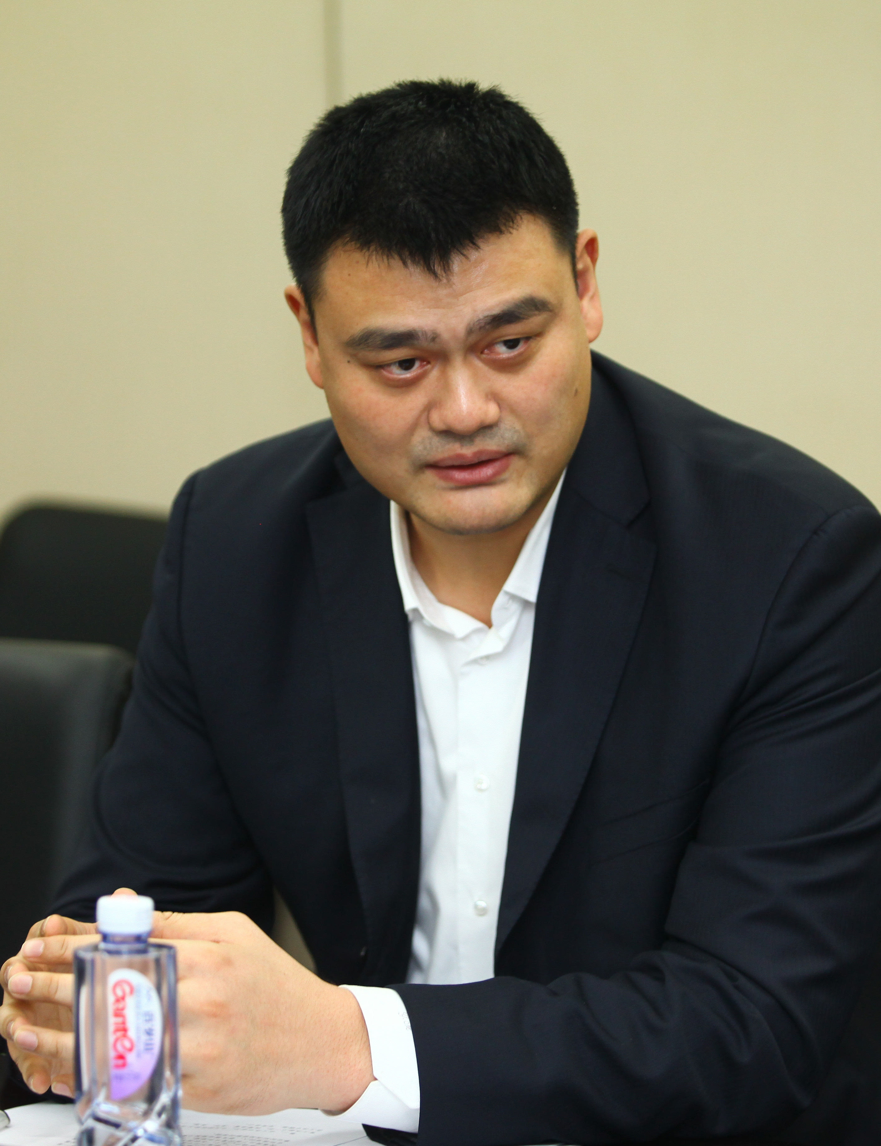 防守端稳扎