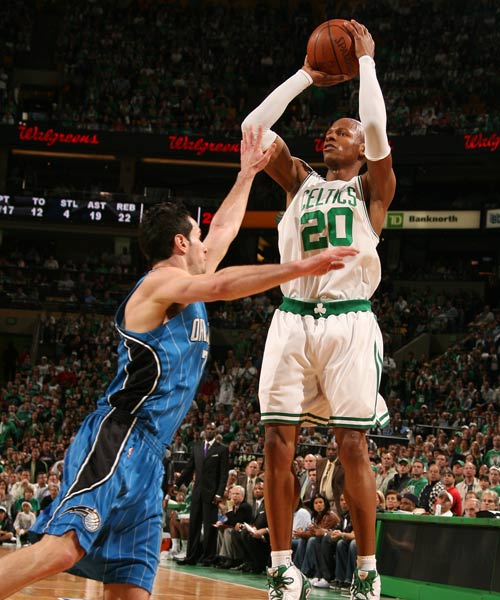 更是为了向 更是为了向