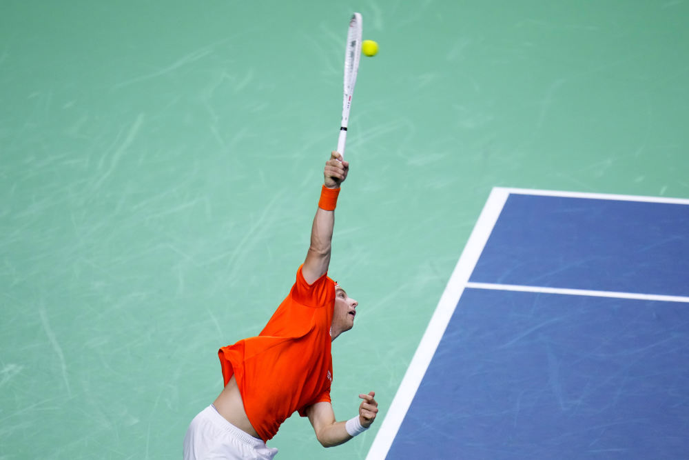 但在基层足 但在基层足